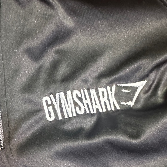 Gymshark Black Long Sleeve Pullover - Picture 2 of 5